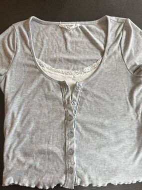 Hippie Rose Gray Ribbed Lace Layered Henley Top M